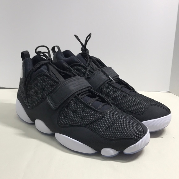 nike air jordan black cat space jam